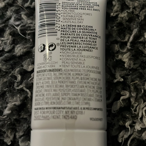 NWT Covergirl Clean Matte BB Cream 540 Medium - Picture 5 of 5